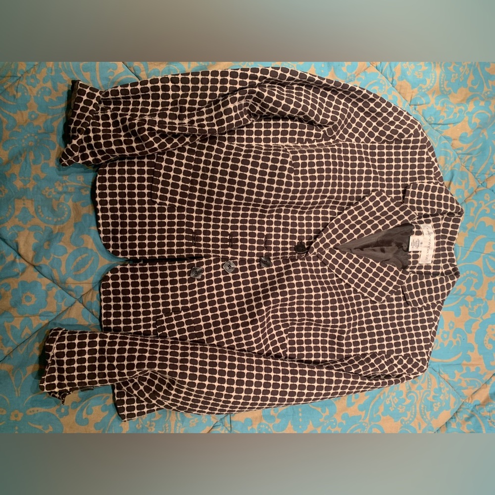 women’s patterned blazer